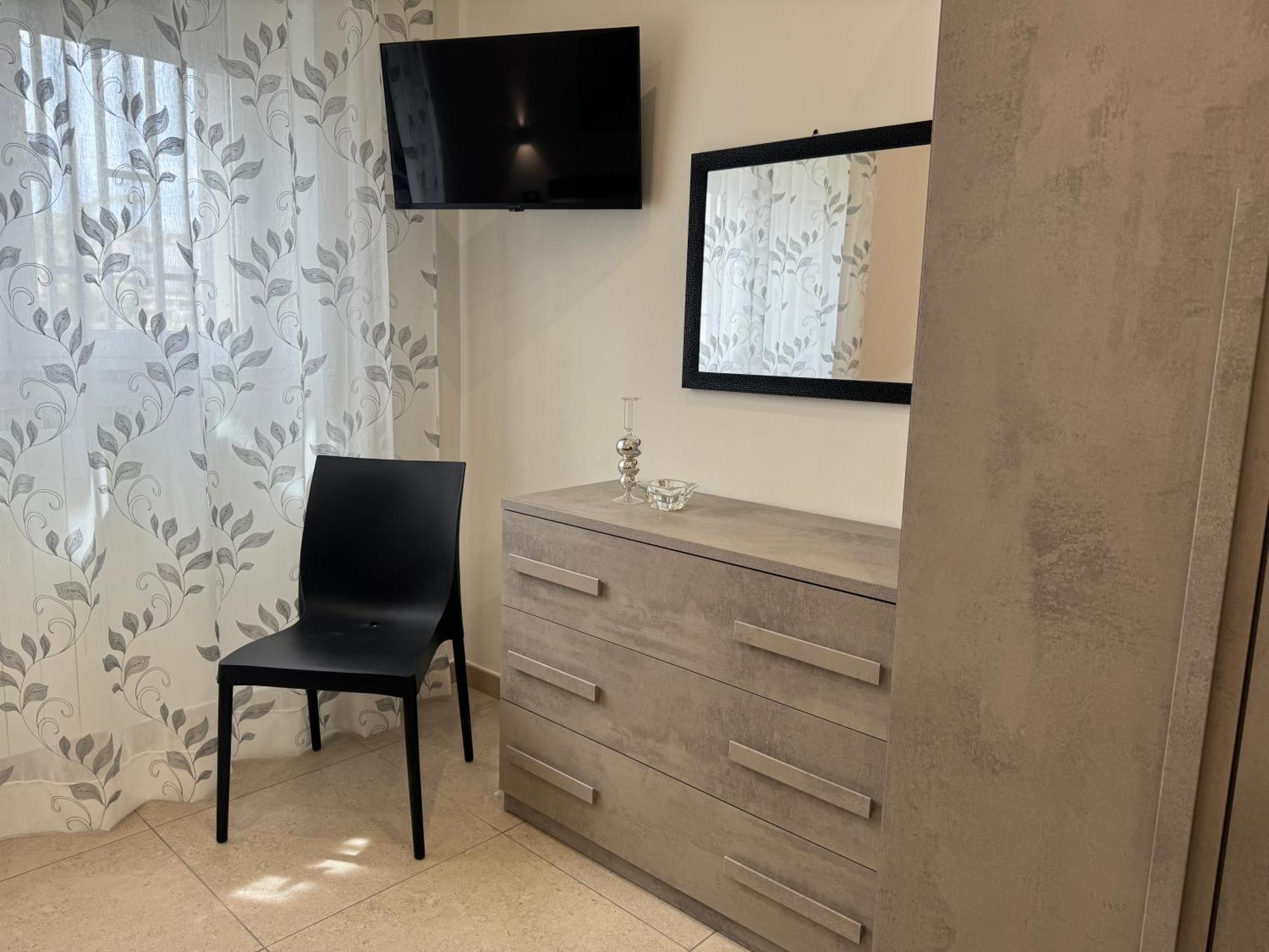 Casa Vacanze La Perla Rara Taranto Exterior foto